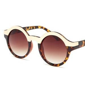 Sunny Rebel Women's Hudson Plastic  Sunglasses